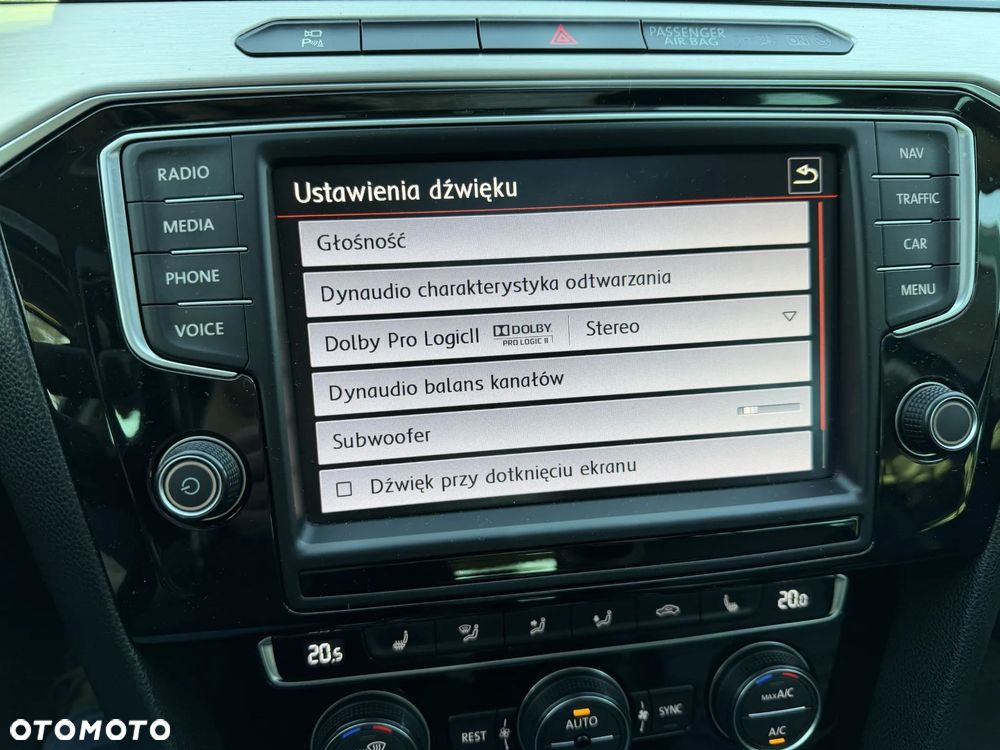Volkswagen Passat - 8