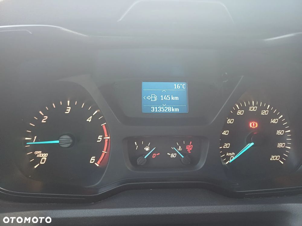 Ford Transit - 6