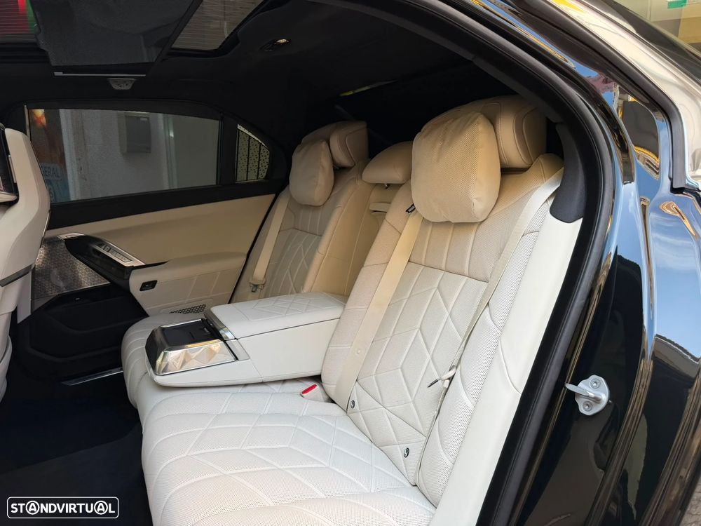 BMW 760 M760e xDrive - 4
