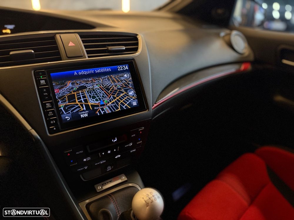 Honda Civic 2.0 VTEC Turbo Type R GT - 38