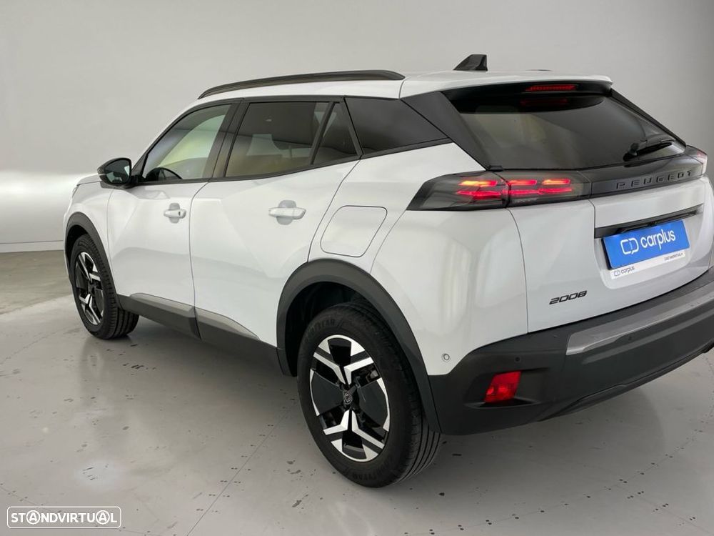 Peugeot 2008 1.2 PureTech Allure - 24