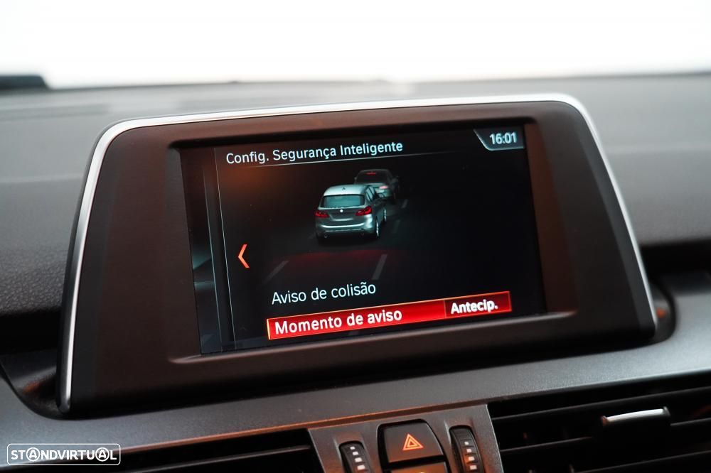 BMW 225xe Active Tourer Advantage - 10