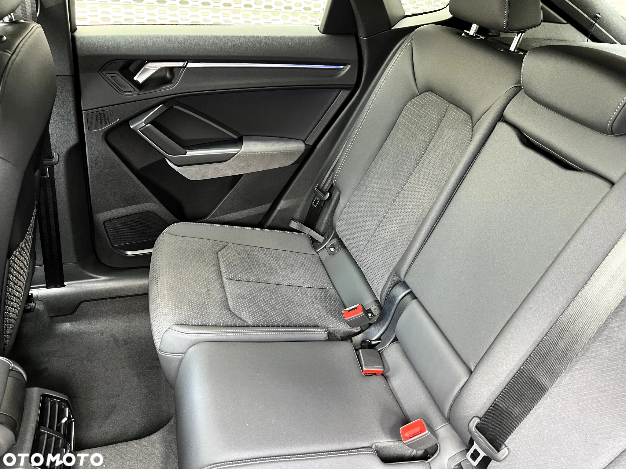 Audi Q3 35 TFSI S line S tronic - 28