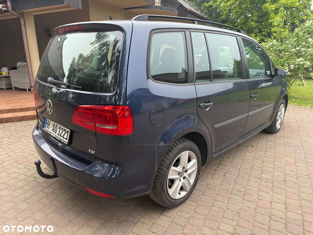 Volkswagen Touran 1.6 TDI DPF BlueMot Comfortline - 12
