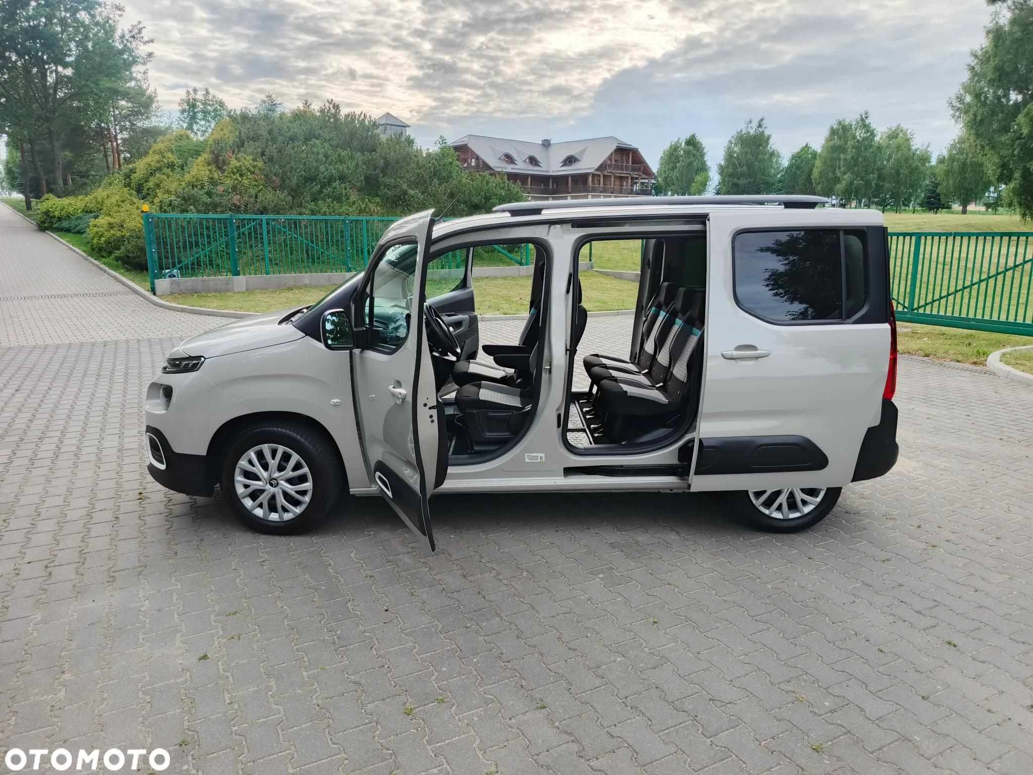 Citroën Berlingo M BlueHDi 130 SHINE - 35