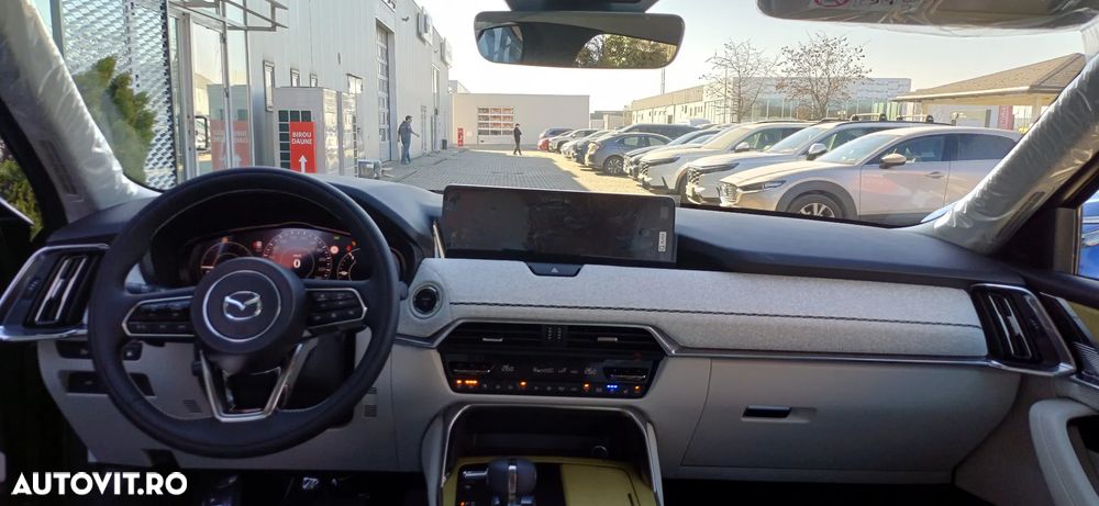 Mazda CX-80 2.5 e-Skyactiv AT8 AWD PHEV Takumi Plus - 11