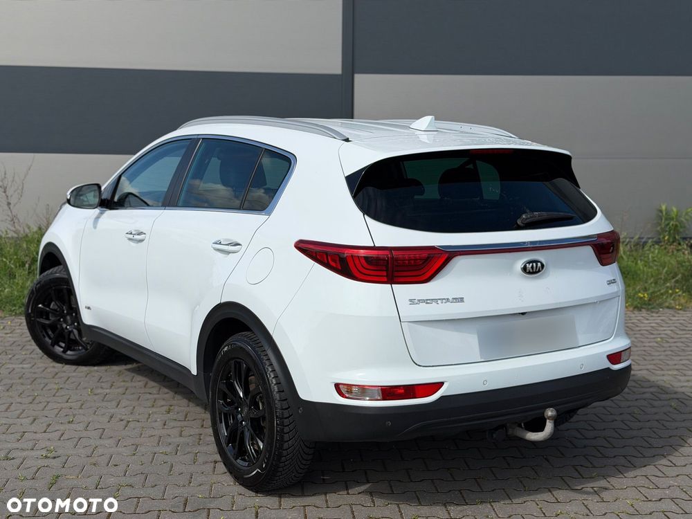 Kia Sportage 2.0 CRDI 4WD Automatik Spirit - 12