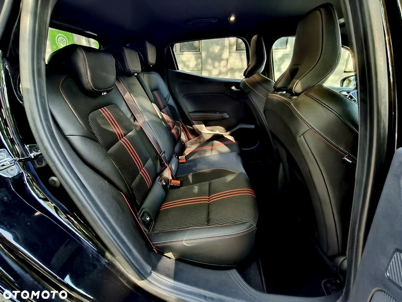 Renault Clio - 8