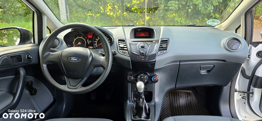 Ford Fiesta - 8
