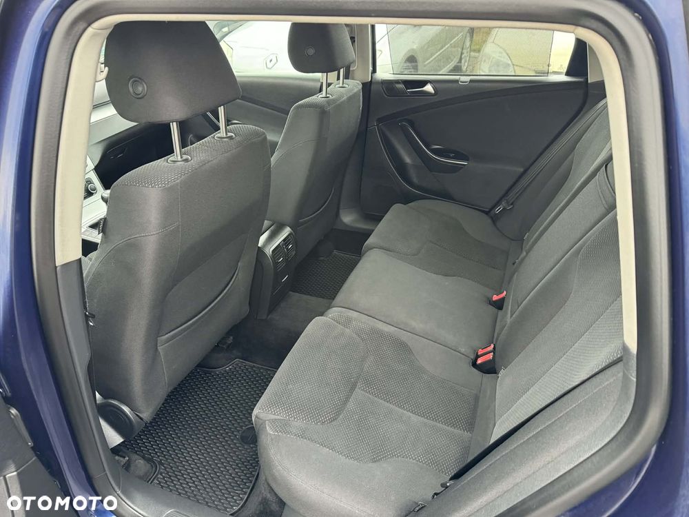 Volkswagen Passat 1.4 TSI Highline - 23