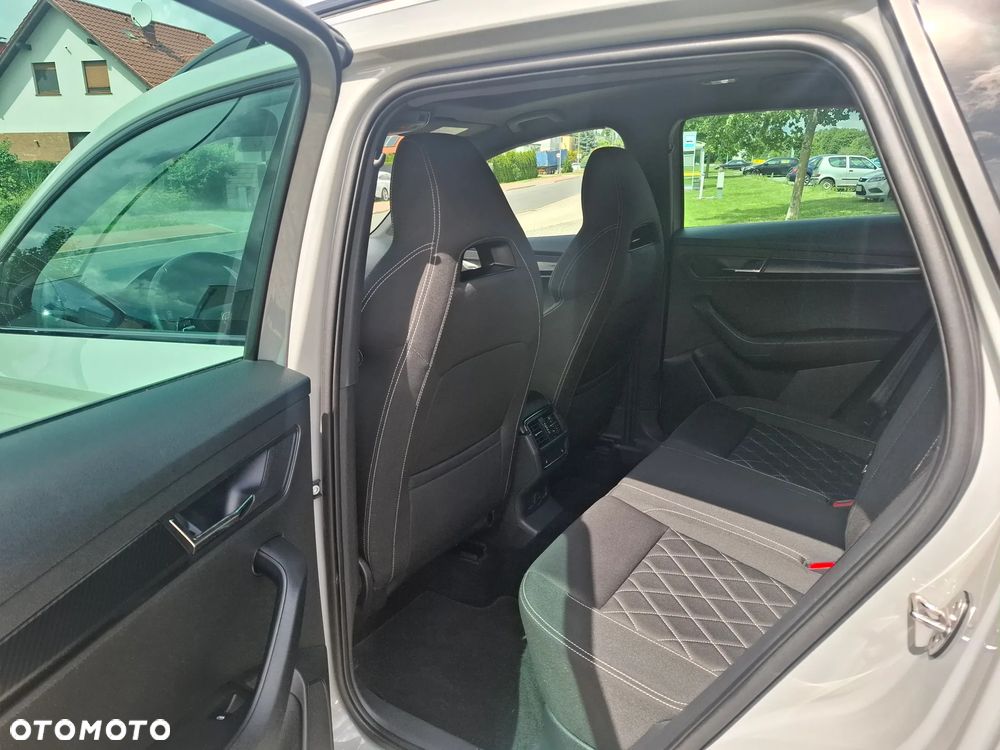 Skoda Karoq 2.0 TDI SCR 4x4 DSG Sportline - 19