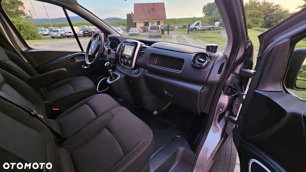 Renault Trafic - 14