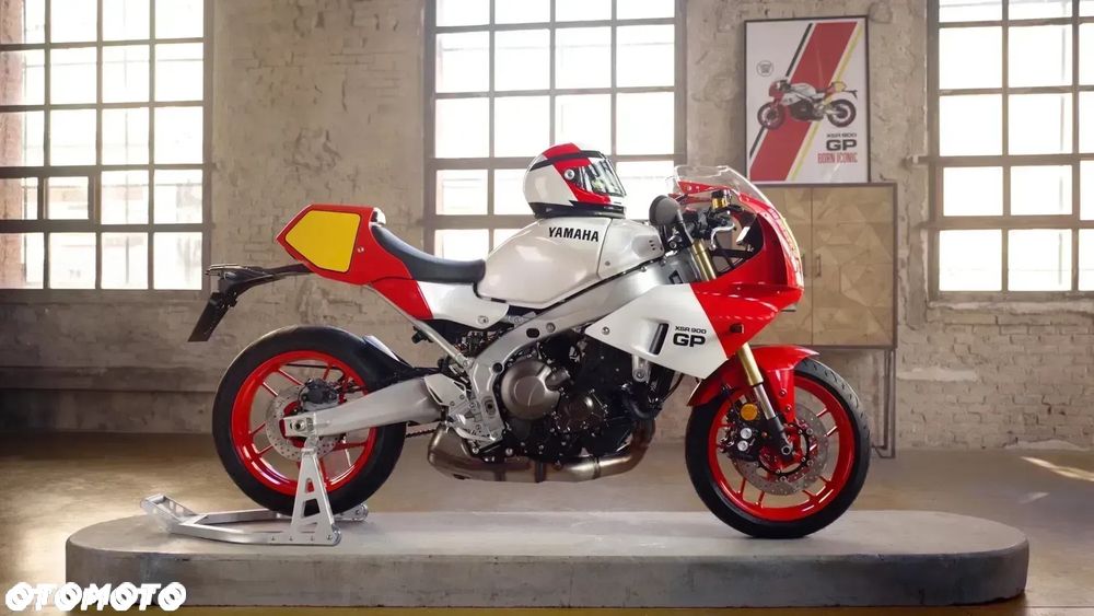 Yamaha XSR - 2