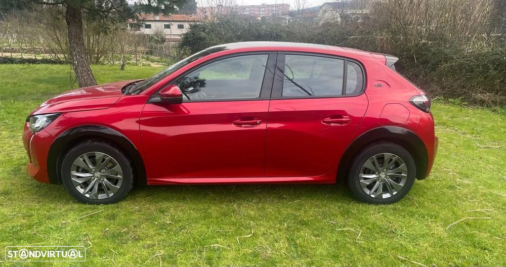 Peugeot e-208 Allure - 44