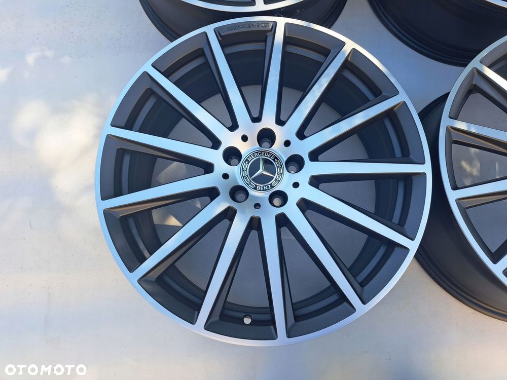 Oryg. Mercedes 20 247 A247 X247 W247 AMG GLA GLB BICOLOR