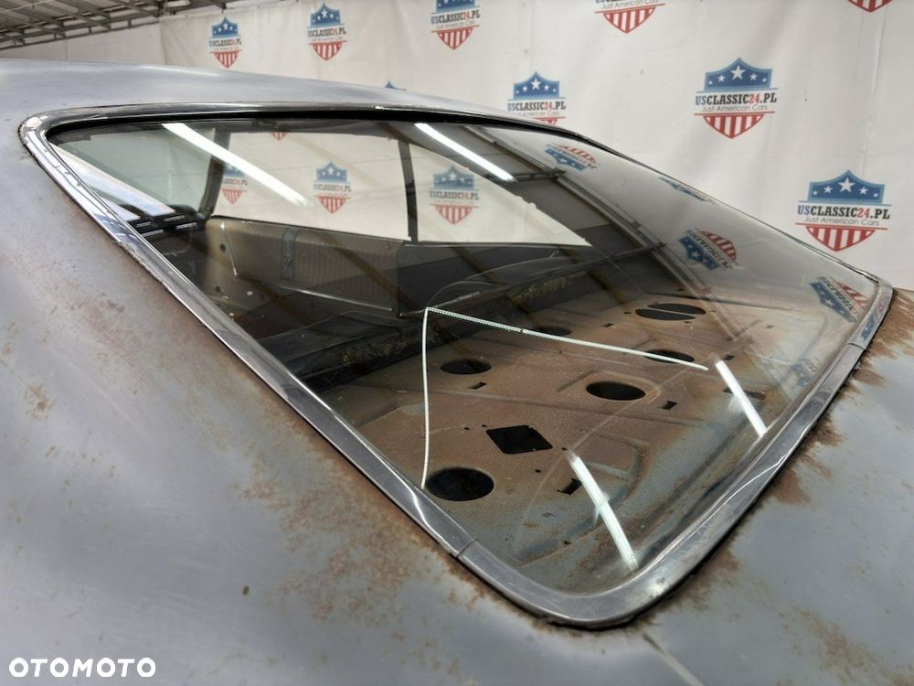 Chevrolet Impala - 27