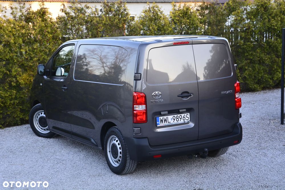 Toyota ProAce - 11