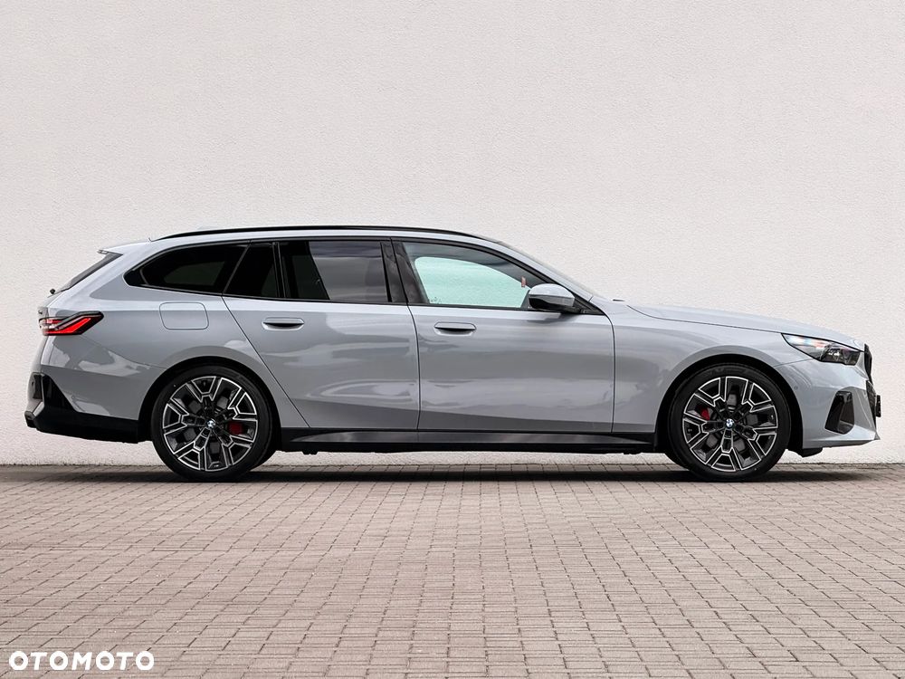 BMW Seria 5 520i - 4