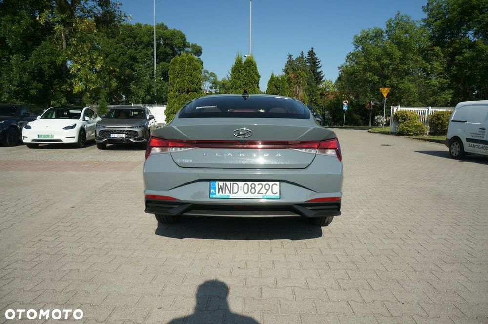 Hyundai Elantra 1.6 Modern - 7