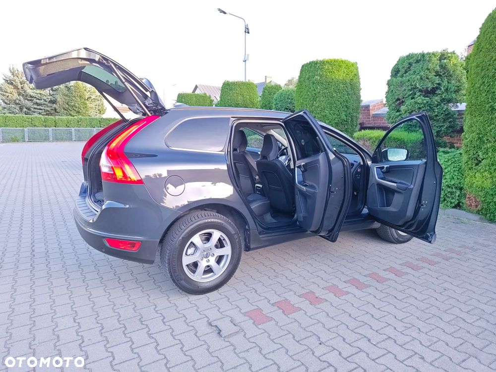 Volvo XC 60 DRIVe Kinetic - 31