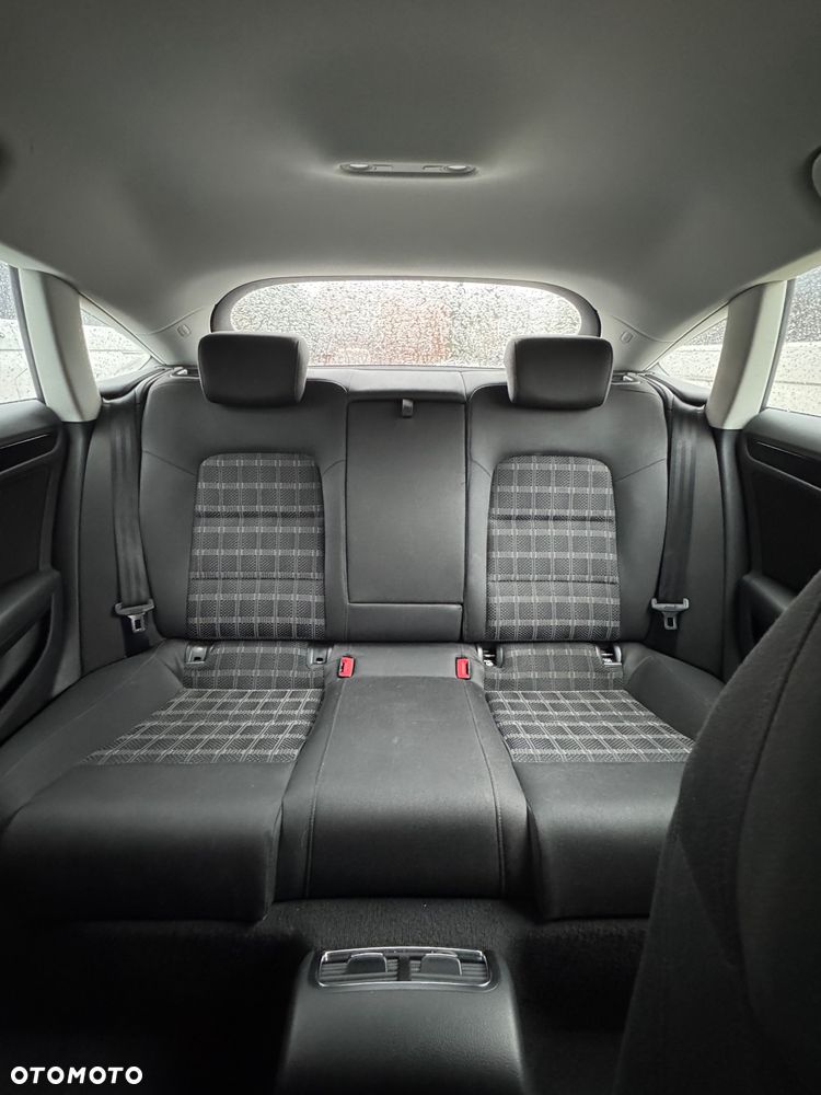 Audi A5 Sportback 2.0 TDI DPF multitronic - 11