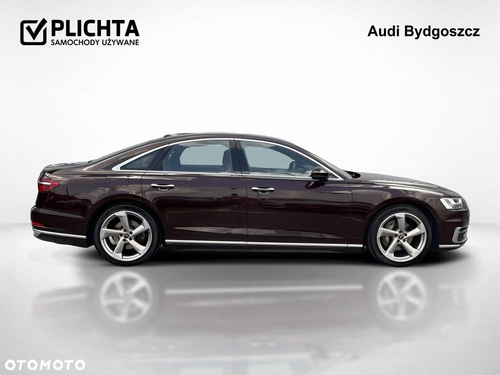 Audi A8 - 7