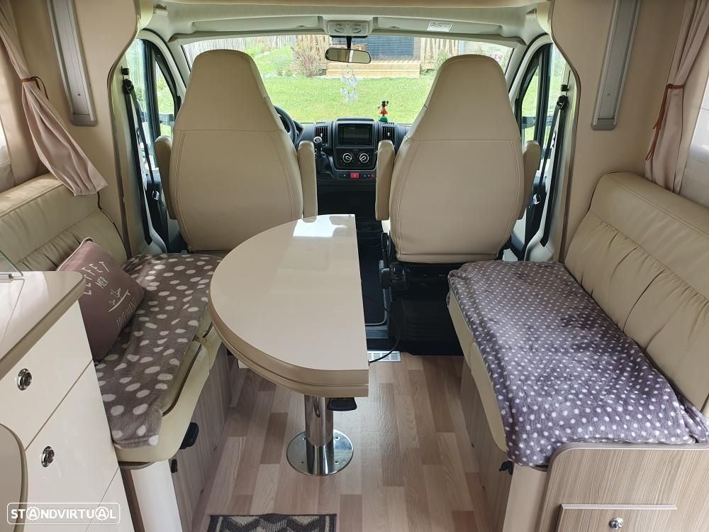 Autostar Passion P730LC cama central e basculante - 7