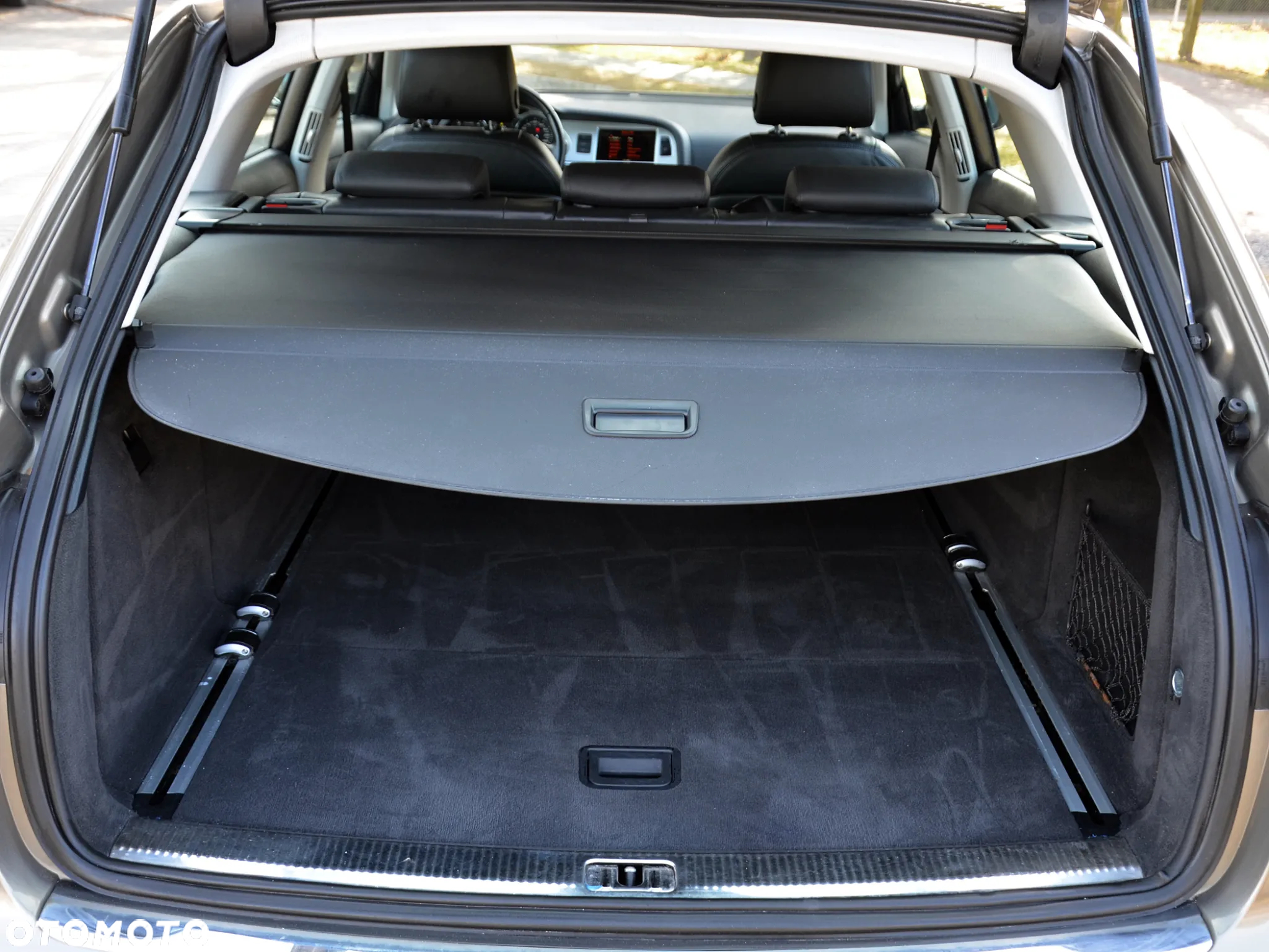 Audi A6 Avant 2.0 TDI DPF - 11
