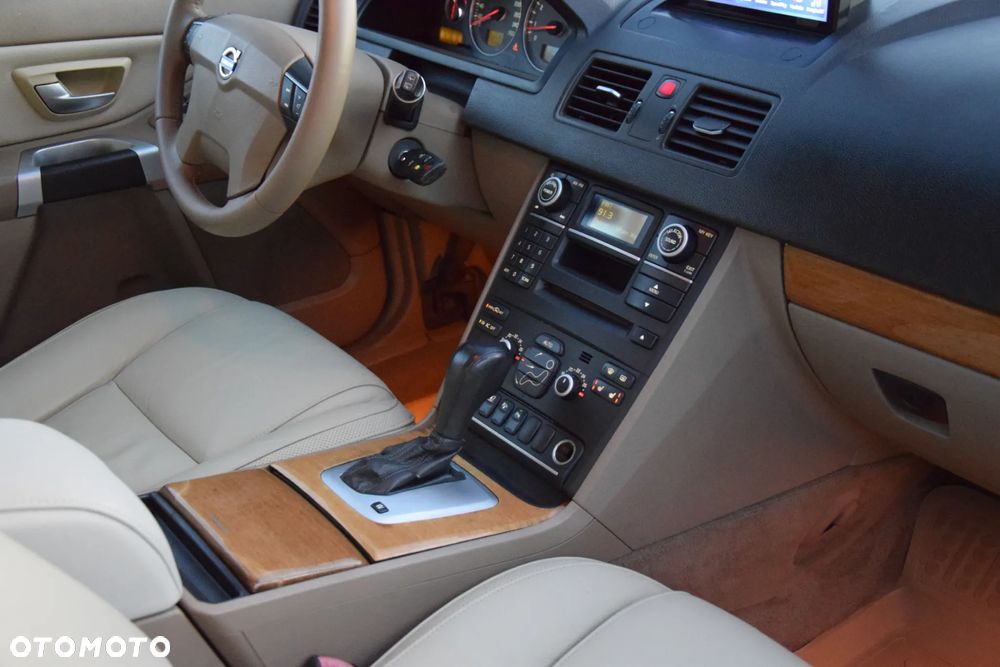 Volvo XC 90 3.2 AWD Summum - 32