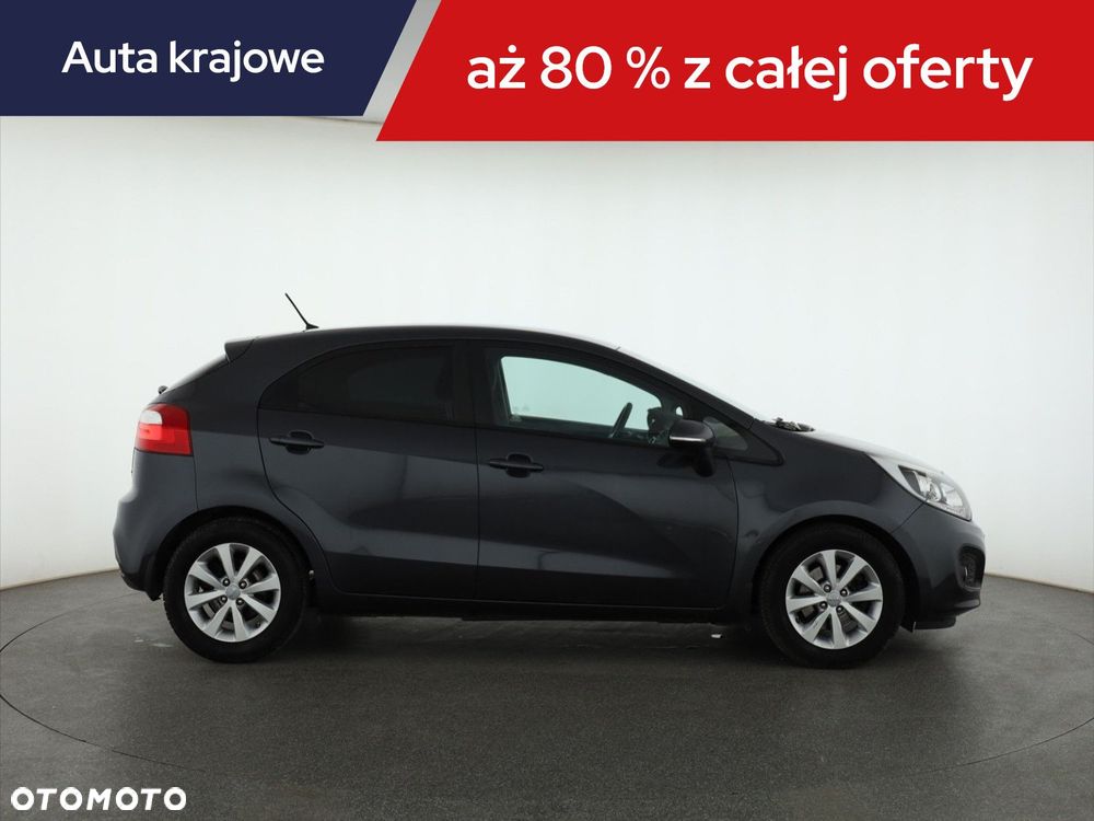Kia Rio - 8