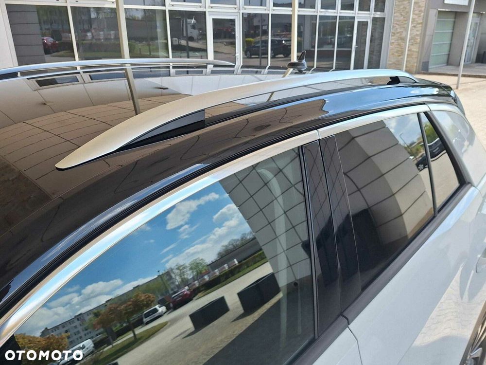 Volkswagen T-Roc - 25