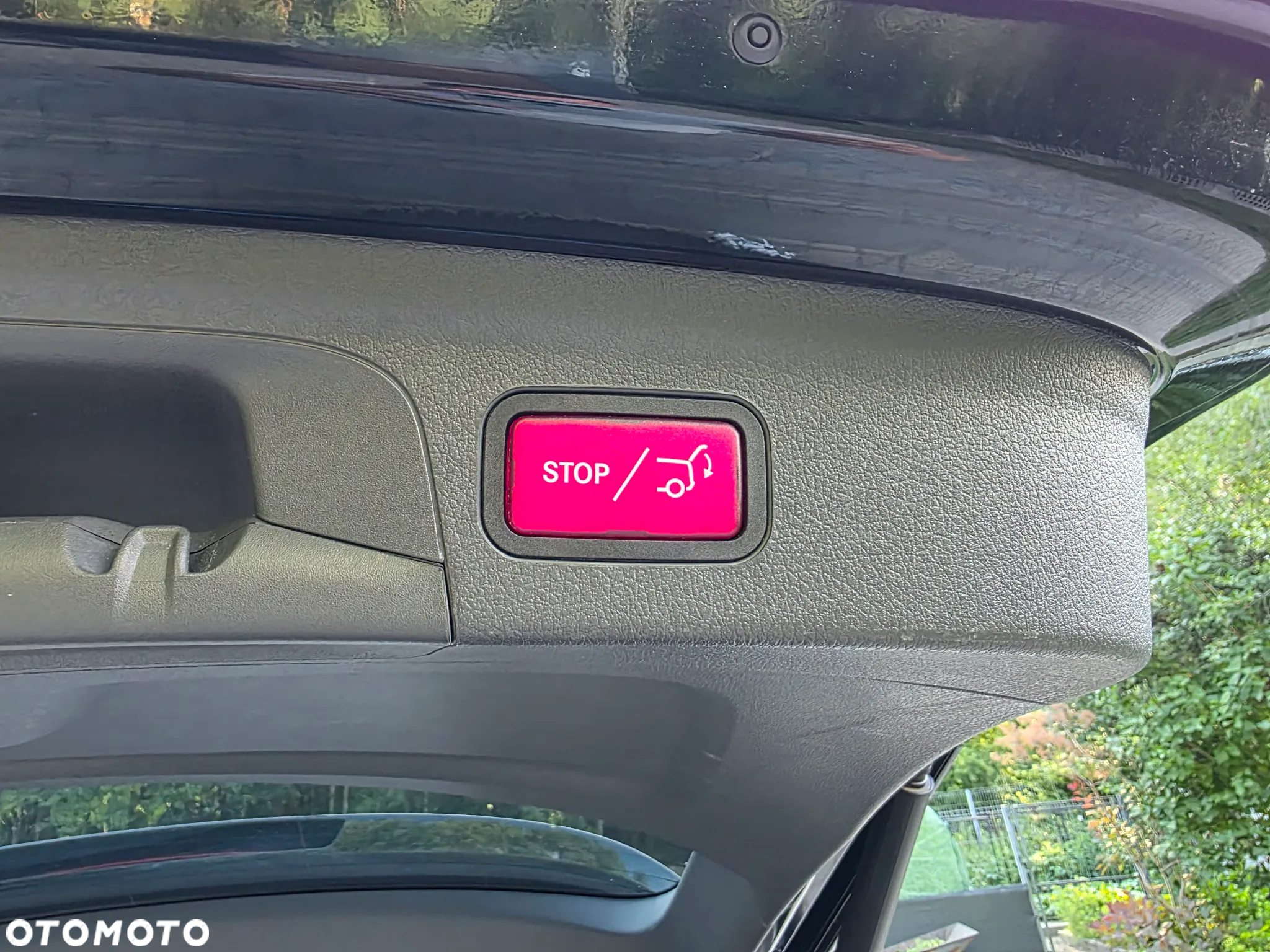 Mercedes-Benz GLE 300 d 4-Matic - 28