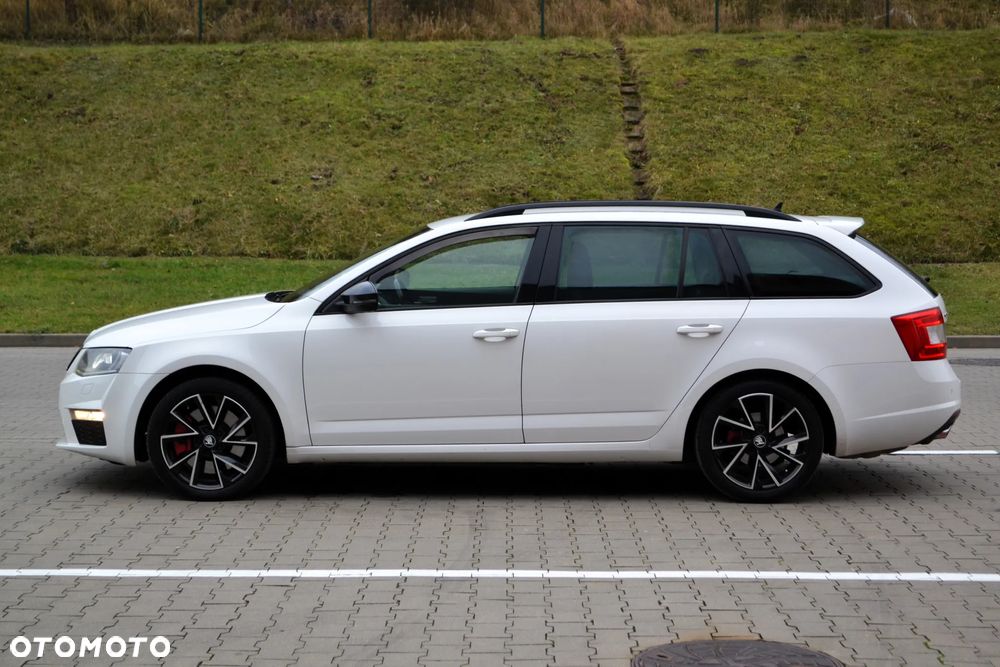 Skoda Octavia 2.0 TDI RS - 24