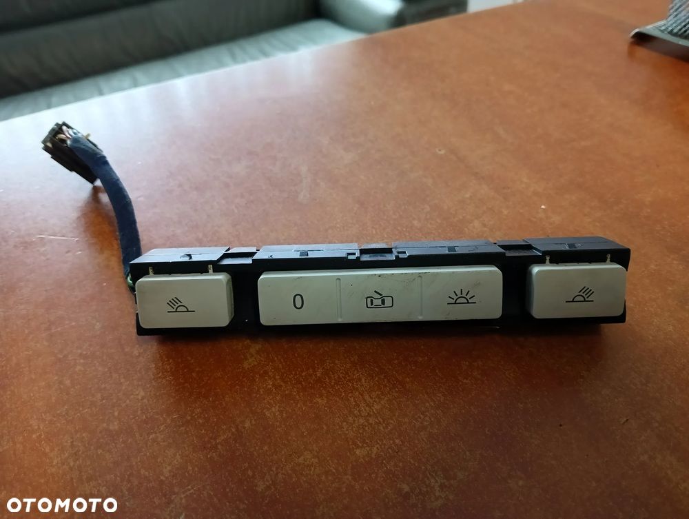 PRZEŁĄCZNIK ŚWIATEŁ WEWNĘTRZNYCH 7H5959672 2EN VW TRANSPORTER T5 - 1