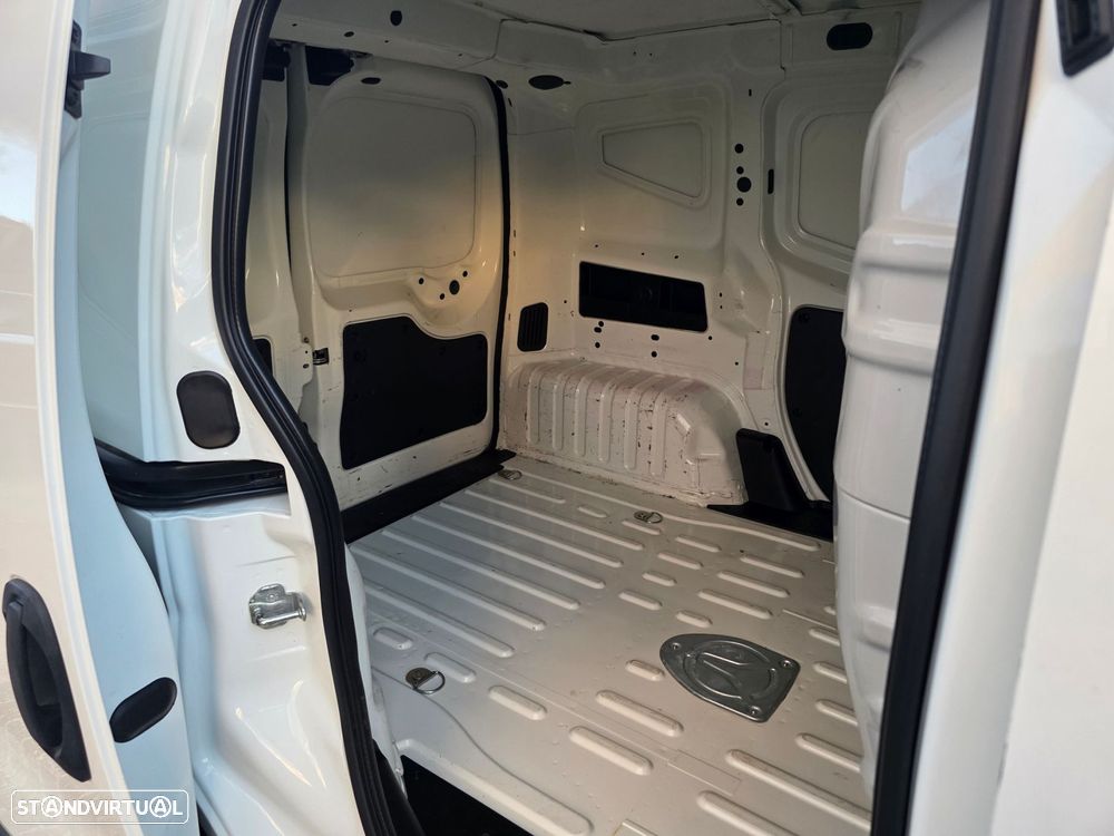 Fiat Fiorino 1.3 M-jet - 14