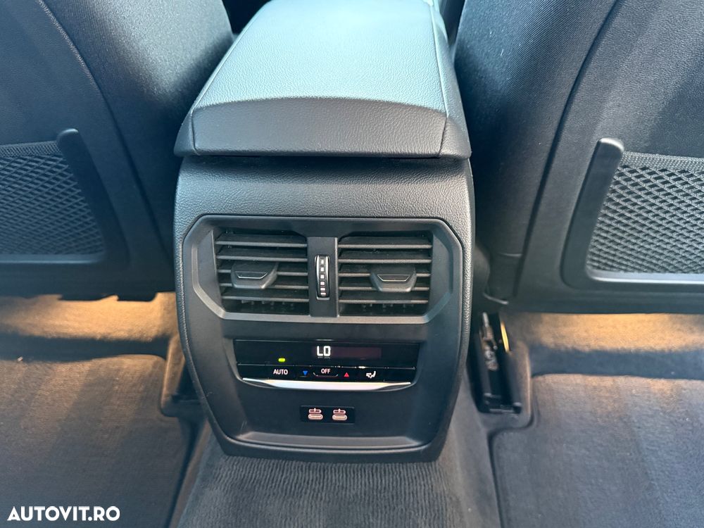 BMW Seria 3 330e xDrive Aut. Advantage - 25