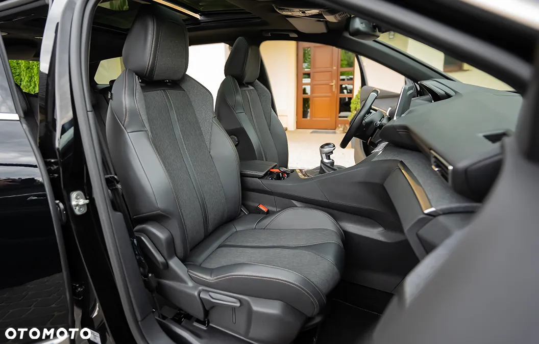 Peugeot 5008 1.2 PureTech GT S&S - 32