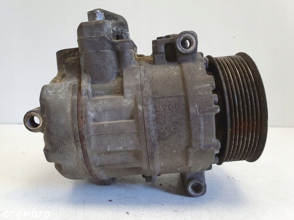 SPRĘŻARKA KLIMATYZACJI Land Rover Discovery III 2.7 TD _ JPB000183 44718- - 3