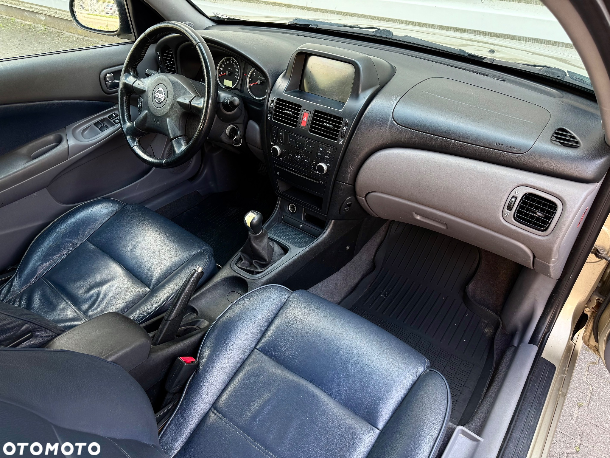 Nissan Almera II 1.8 Luxury - 12
