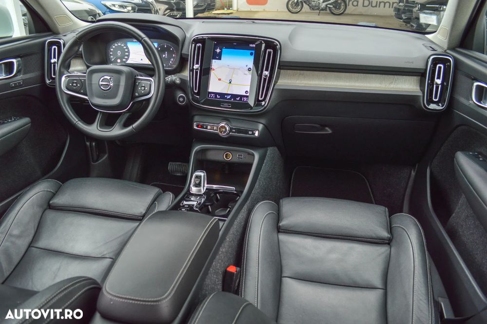 Volvo XC 40 D4 AWD Inscription - 38