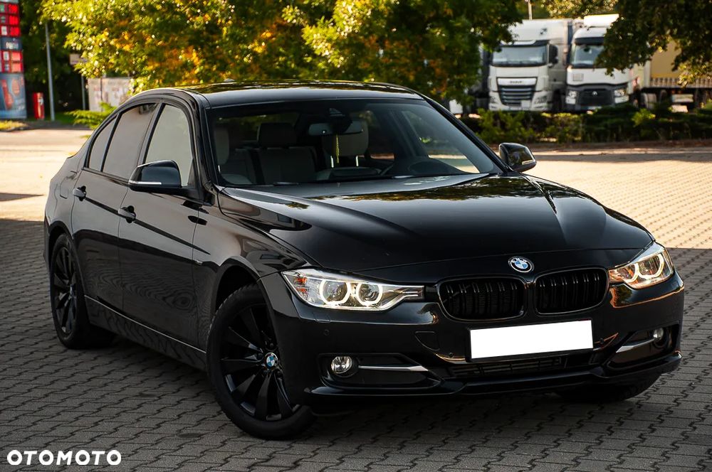 BMW Seria 3 320d M Sport Edition - 5