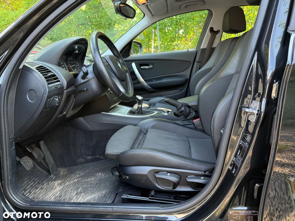 BMW Seria 1 116i Edition Sport - 10
