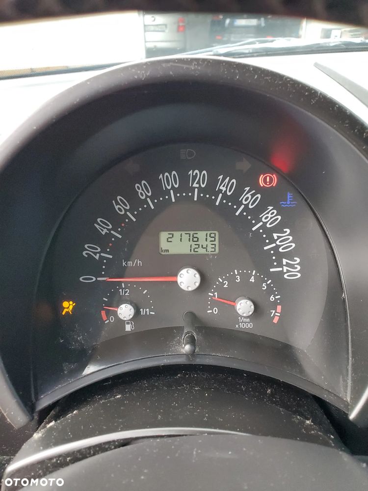 Volkswagen New Beetle 1.6 - 2