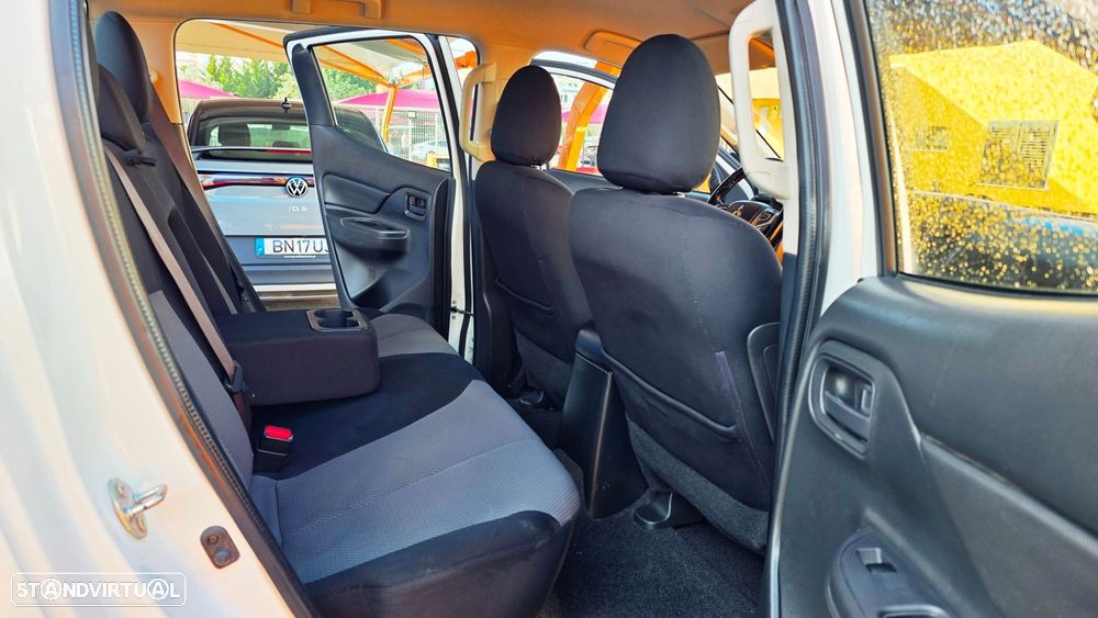Mitsubishi L200 2.3 DI-D CD Invite 2WD - 8
