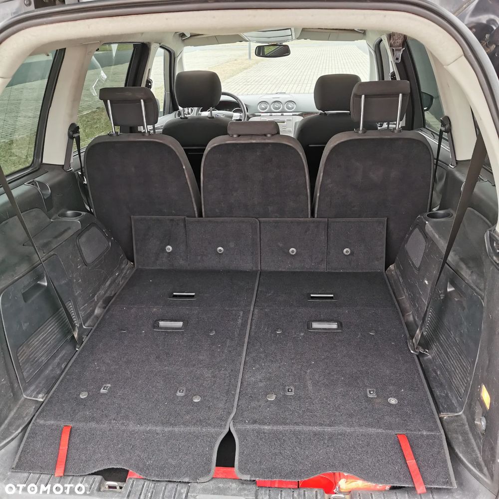 Ford Galaxy 2.0 TDCi Ghia - 15