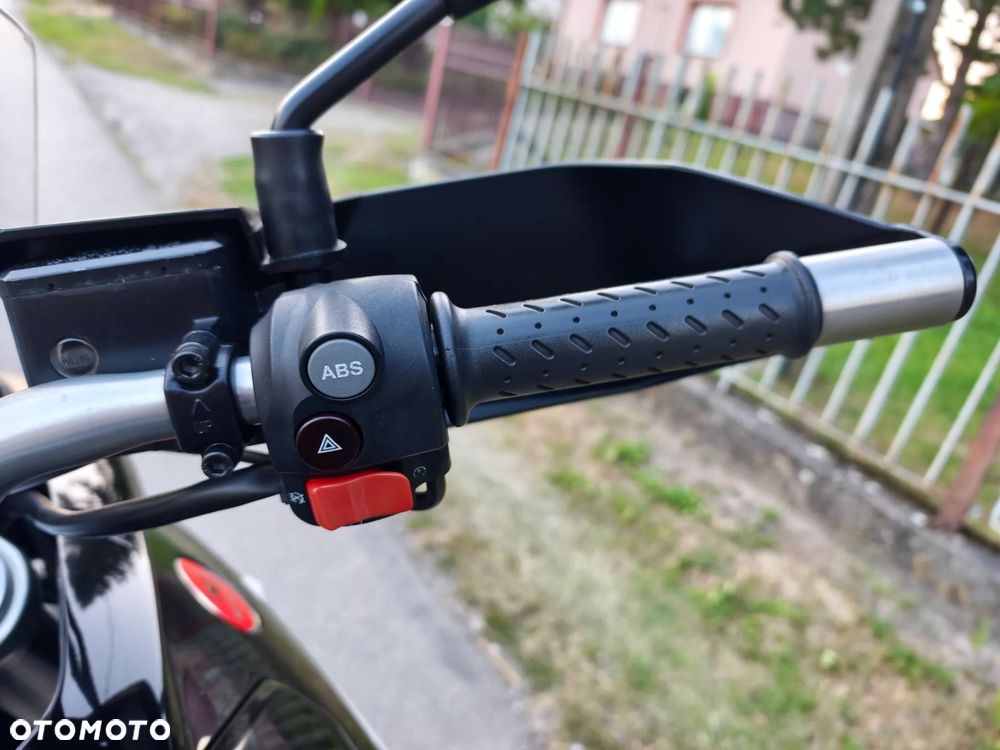 Moto Guzzi Stelvio - 18