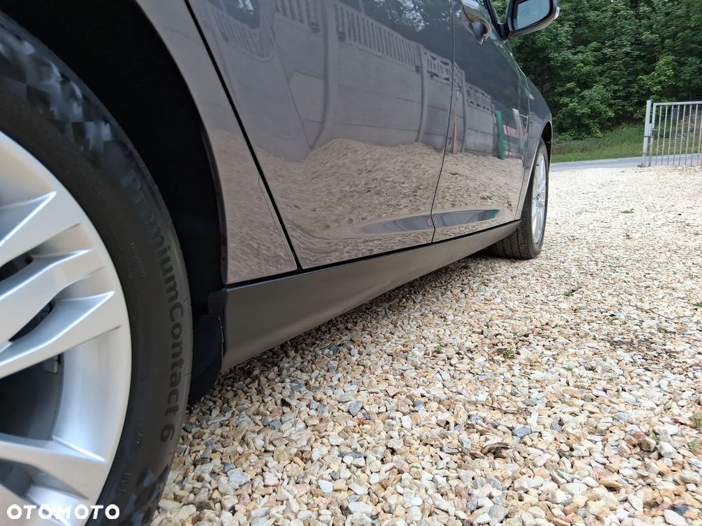 Ford Focus 2.0 TDCi DPF Titanium - 25