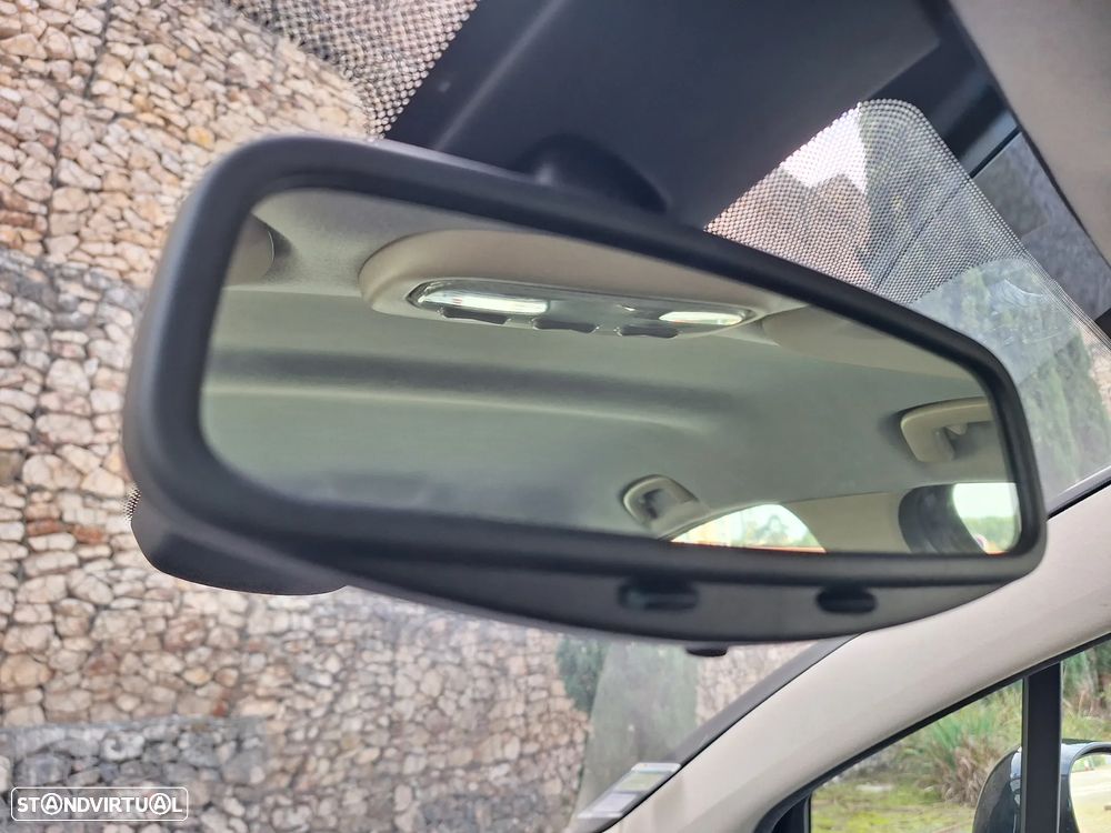 Citroën C4 1.6 HDi VTR Pack - 26