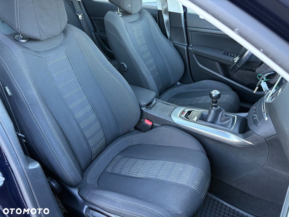 Peugeot 308 1.6 BlueHDi Business Line S&S - 31