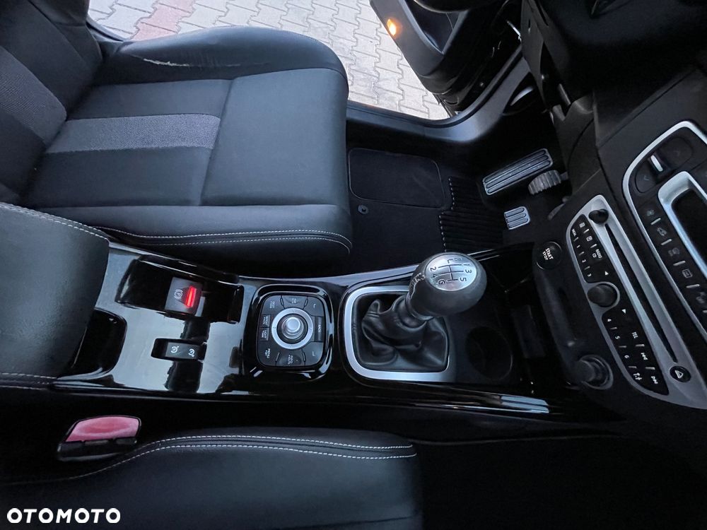 Renault Megane 1.4 16V TCE Bose Edition - 24